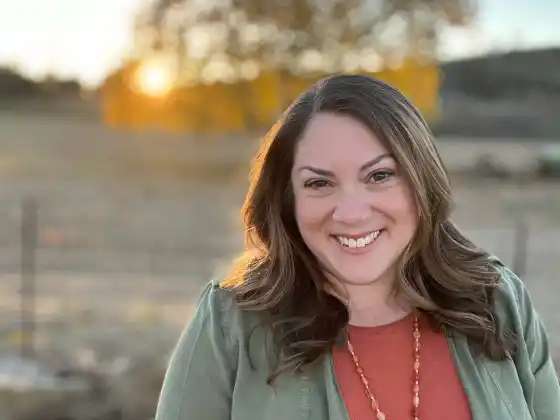 Melissa Schwartz,
Intentional Living/Conscious Living, Co-Creating Reality, Parenting
Expert at Sınırların Ötesinde Ebeveynlik