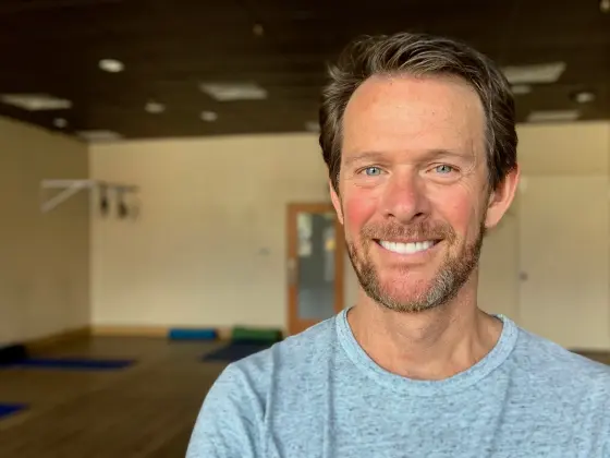 Jeff Bailey,
Spirituality, Spirituality, Health & Wellness, Health & Wellness, Health & Wellness, Yoga
Expert at Le pack de remise en forme holistique